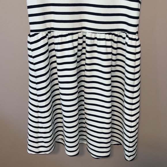 Black and white stripped dress - Picture 4 of 4